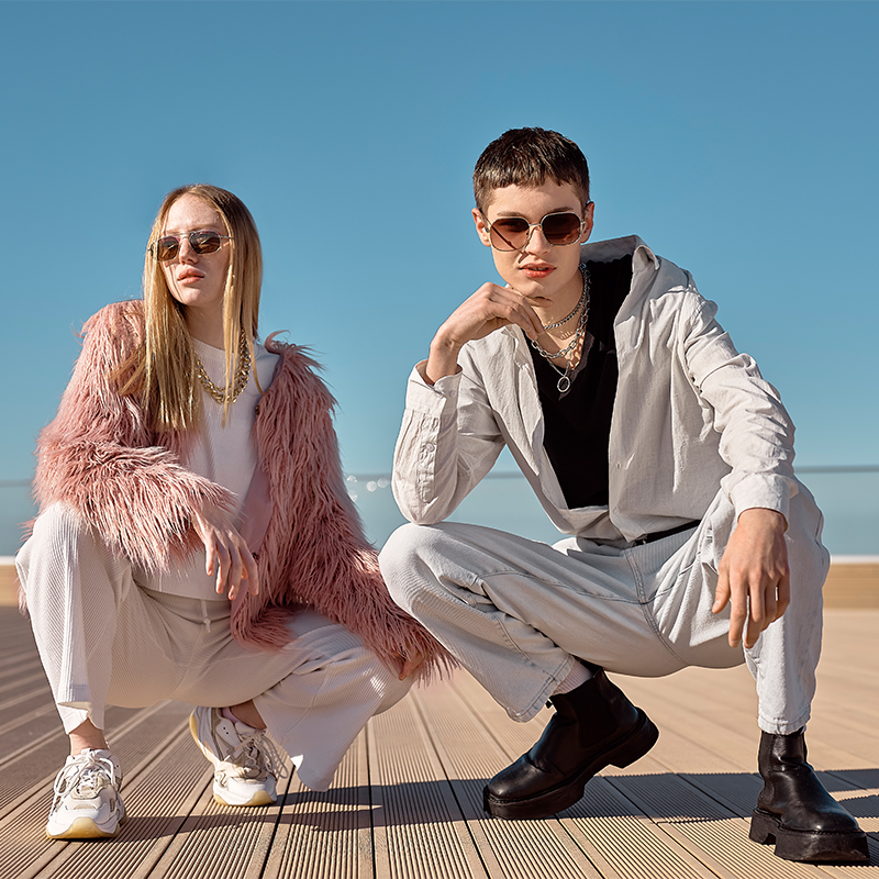 Sexy Clutches: Cách Mua & Đeo Túi Clutch Thiết kế