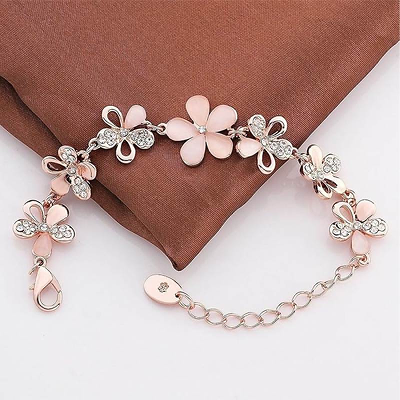 Bracelets for Women Stylish Rose Gold Plated Crystal Bracelet Bangle Jewellery