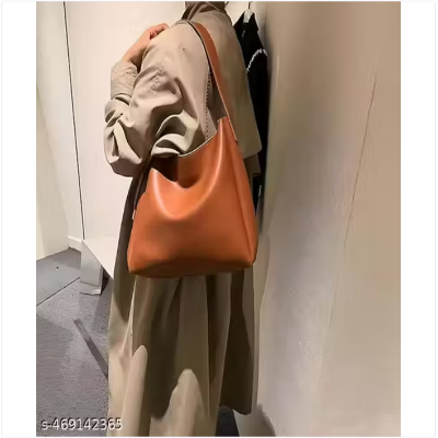 NC brown handbag