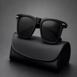 Man Classic Black Square Sunglasses