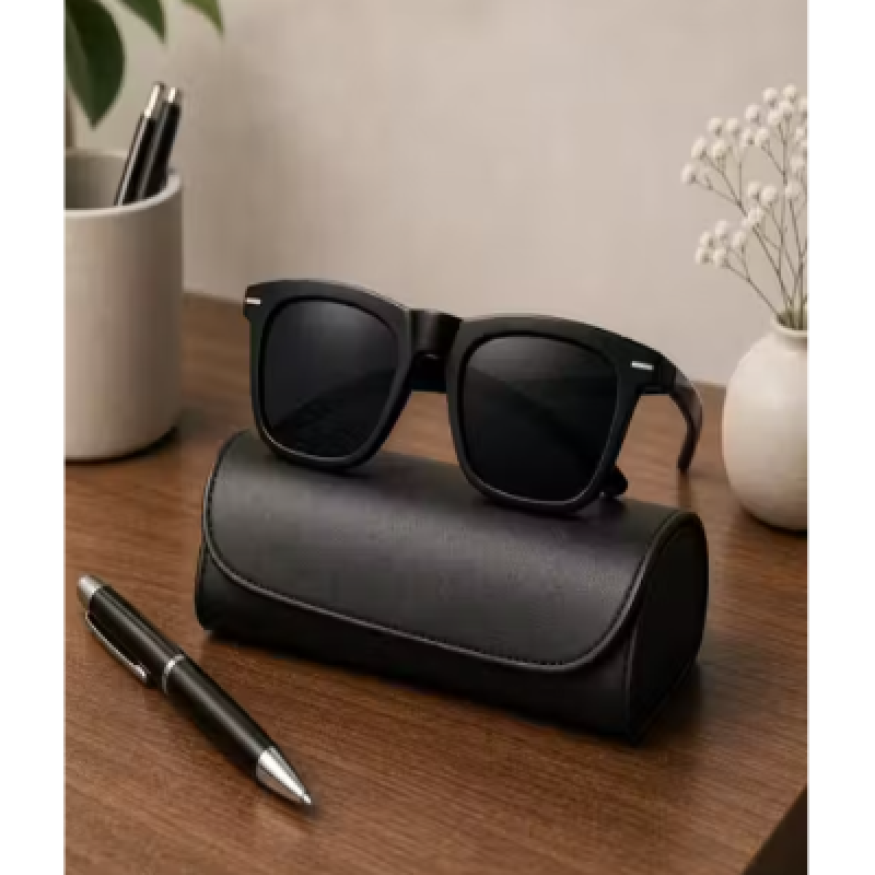 Man Classic Black Square Sunglasses