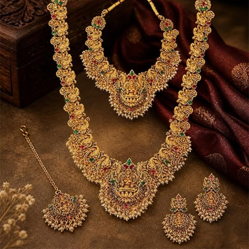 Traditional Earrings Maang Tikka Necklace Jewellery Set for Women