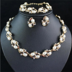 Latest Stylish Design Fancy Pearl Bracelet Earrings Necklace Jewellery Set for Women