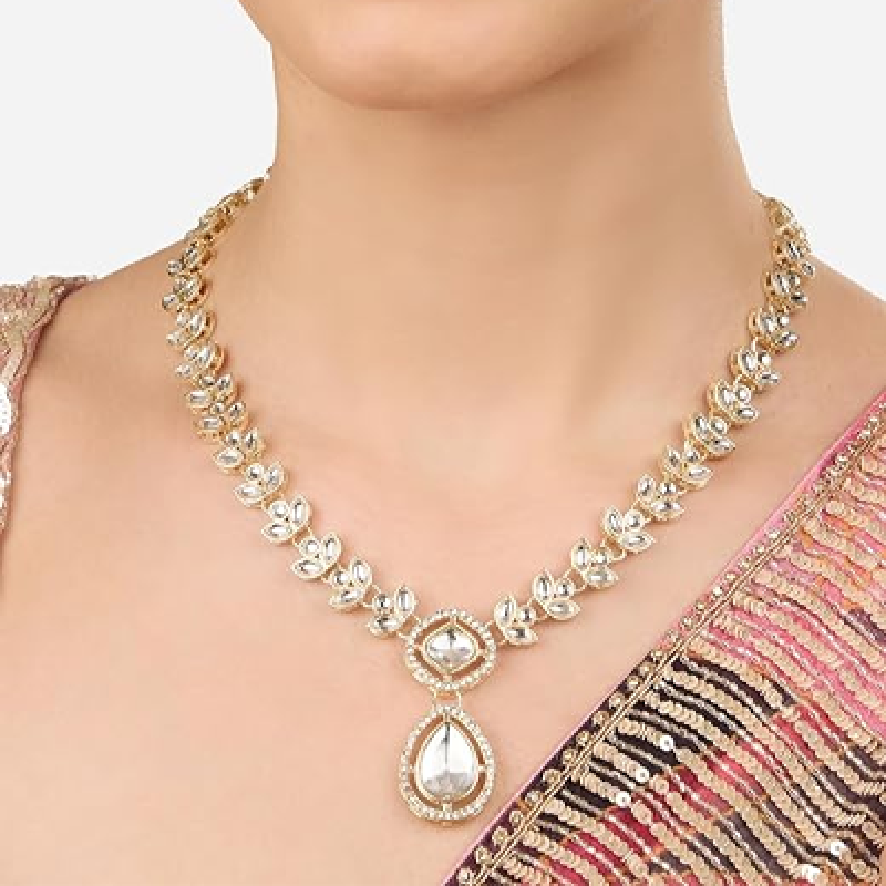 Gold Tone Dazzling Stones Austrian Diamonds Embellished Necklace & Earring Set For Women